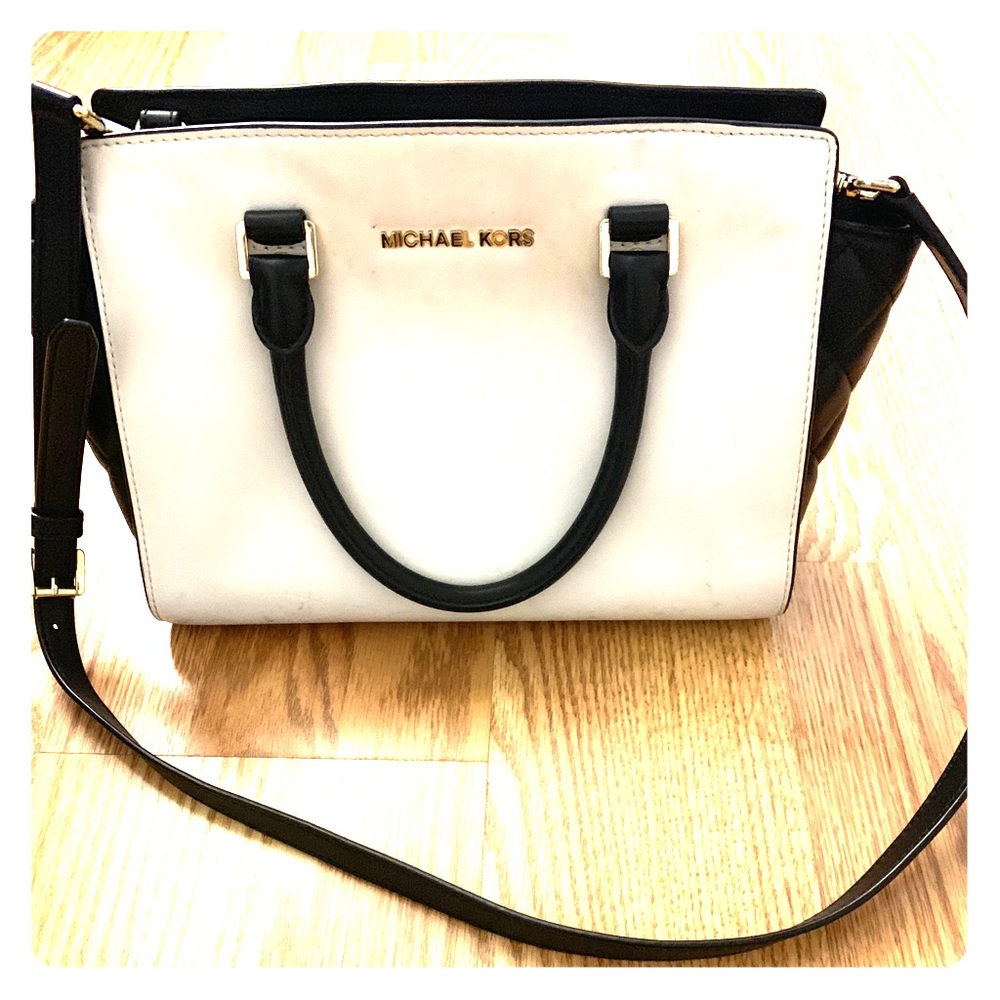 Michael Kors purse